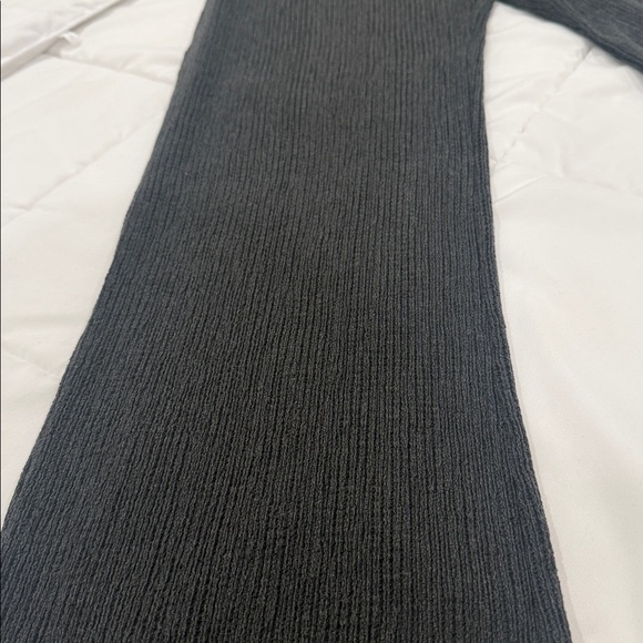 Zara - Picture 2 of 4